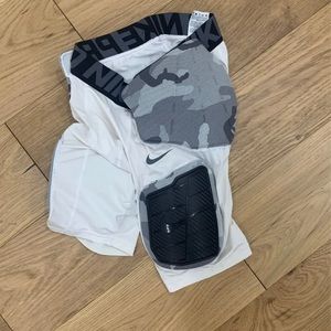 Nike pro hyper strong padded shorts